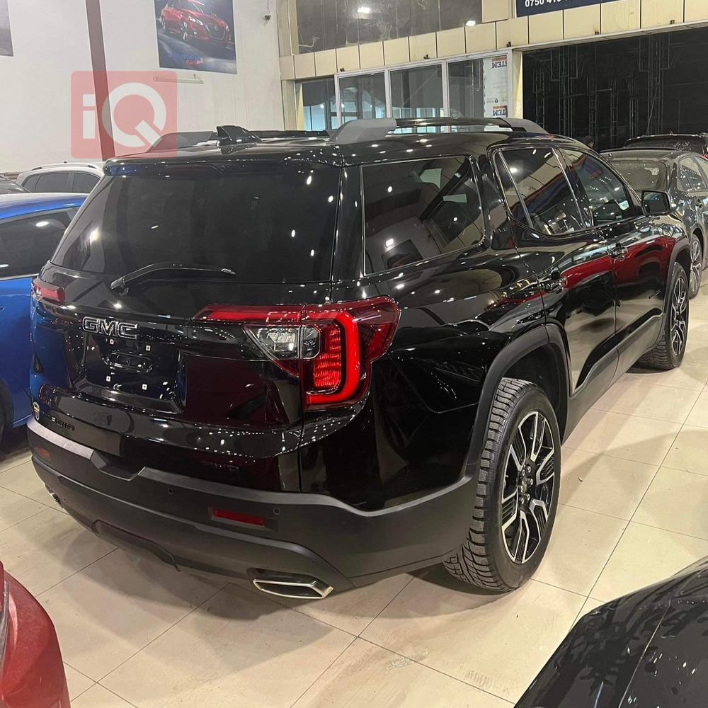 جی ئێم سی ئەکادیا